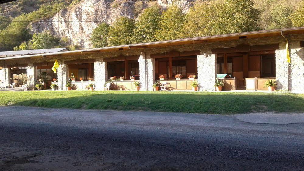 Agriturismo San Giuliano Dei Fratelli Giai スーザ エクステリア 写真