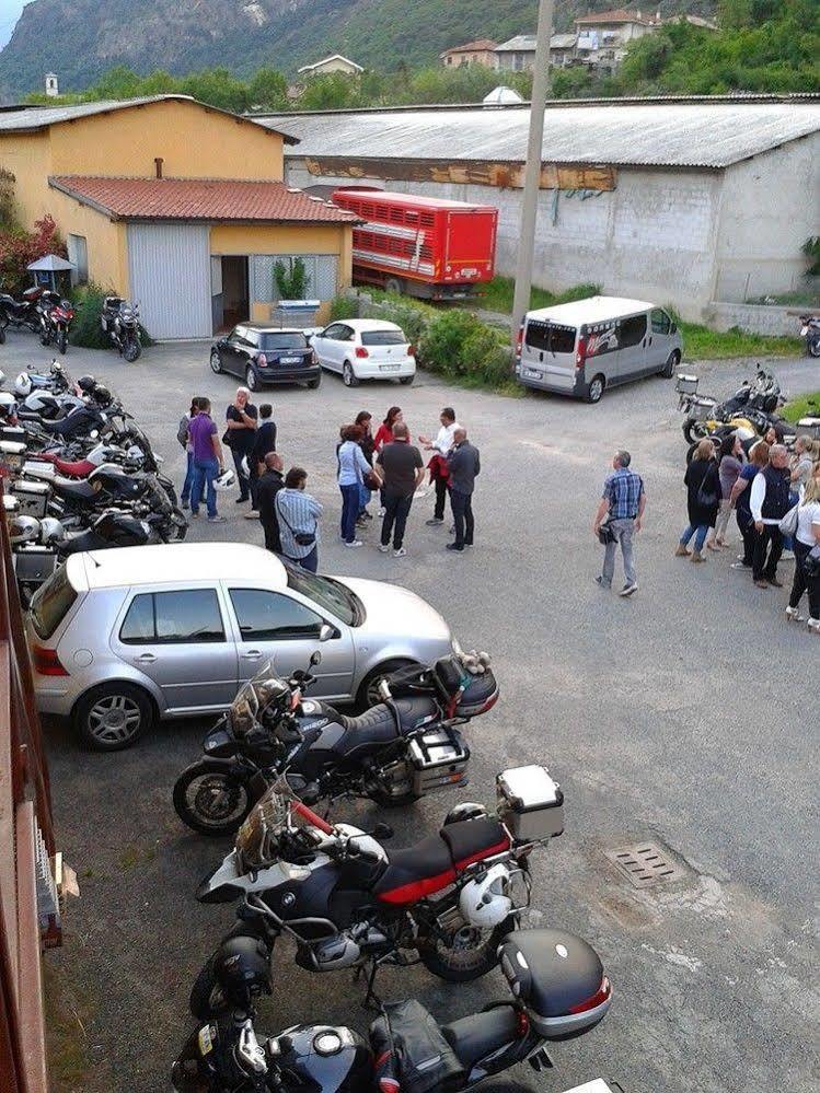 Agriturismo San Giuliano Dei Fratelli Giai スーザ エクステリア 写真