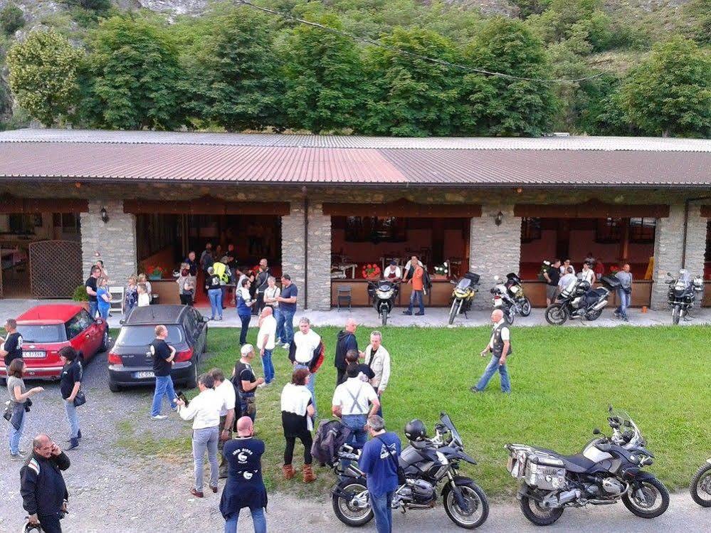 Agriturismo San Giuliano Dei Fratelli Giai スーザ エクステリア 写真
