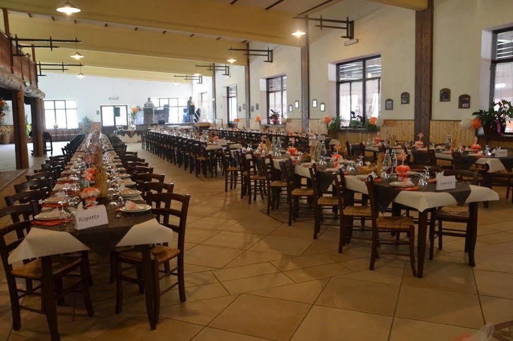 Agriturismo San Giuliano Dei Fratelli Giai スーザ エクステリア 写真